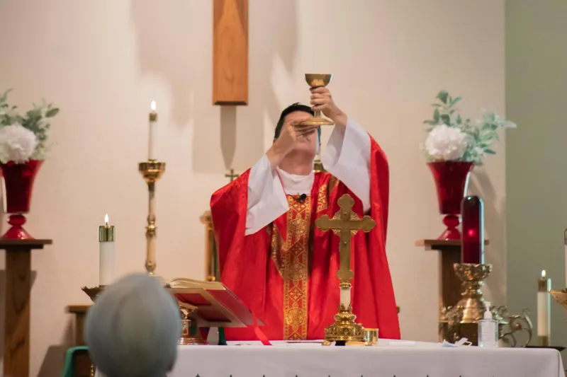 Kyrkans liturgiska färger och kyrkoåret